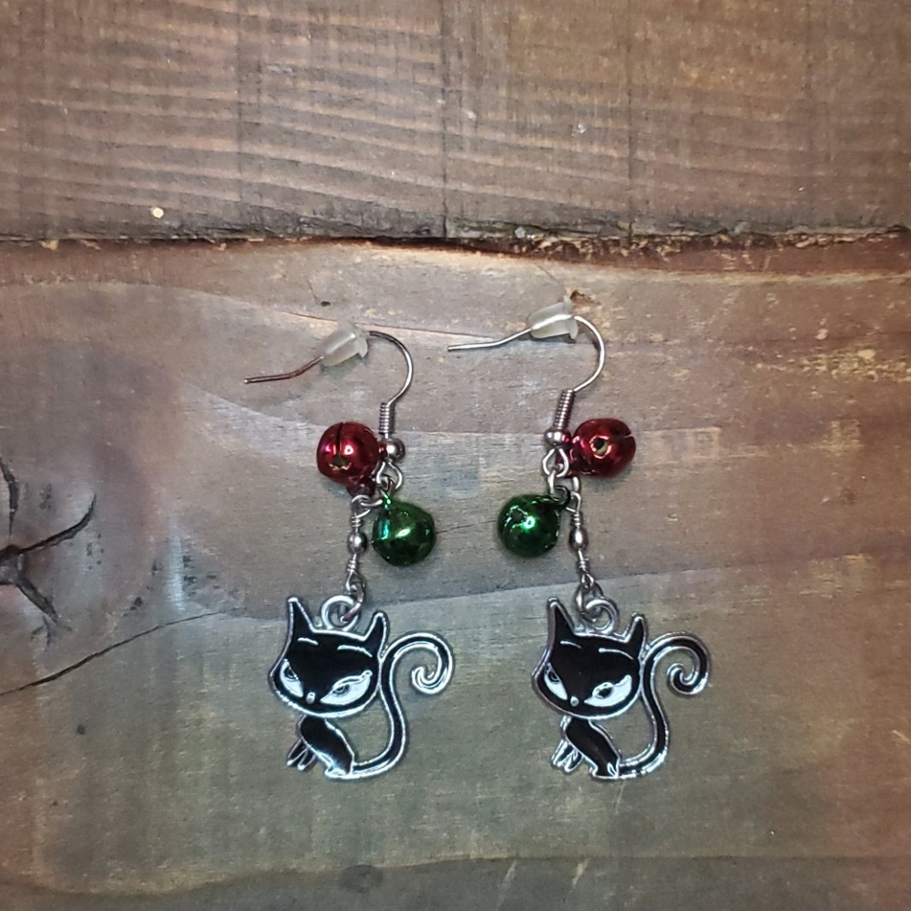 Cute cat earrings